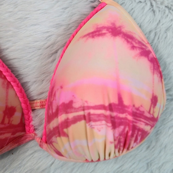 SO Bright String Bikini - Picture 11 of 15